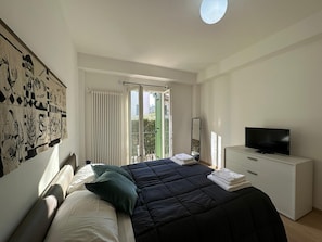 1 chambre, fer et planche à repasser, lit parapluie, Wi-Fi gratuit