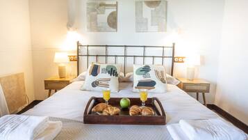 2 bedrooms, iron/ironing board, travel cot, WiFi