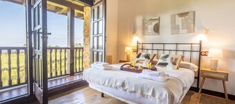 Infinite autumn in the Asturian coast with family