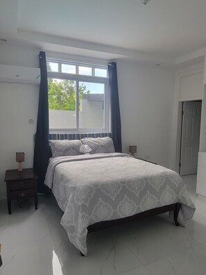 2 habitaciones, tabla de planchar con plancha y wifi 