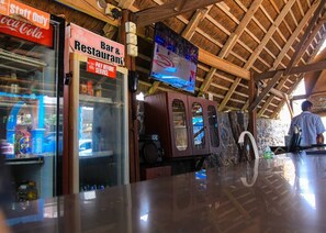 Comfort Single Room | Bar (di hartanah)