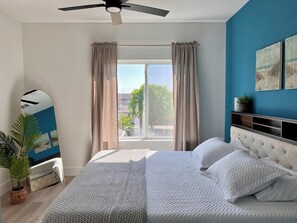 4 chambres, fer et planche à repasser, lit parapluie, Wi-Fi gratuit