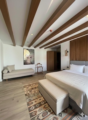 Italiaanse Frette-lakens, luxe beddengoed, een minibar