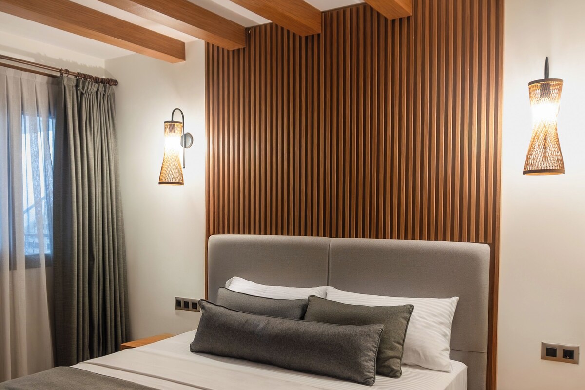 Standard Room | Cadar Frette Itali, peralatan tempat tidur premium, bar mini 