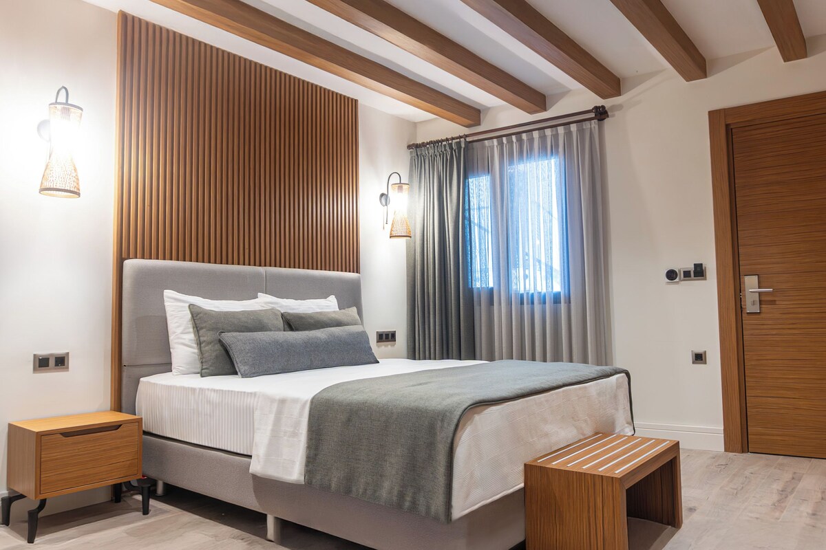 Deluxe Room | Cadar Frette Itali, peralatan tempat tidur premium, bar mini 