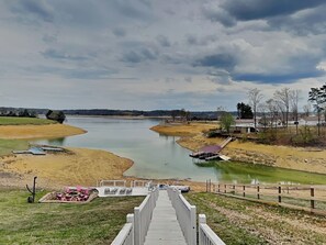 Studio (4 Bedrooms) | Fasilitas properti