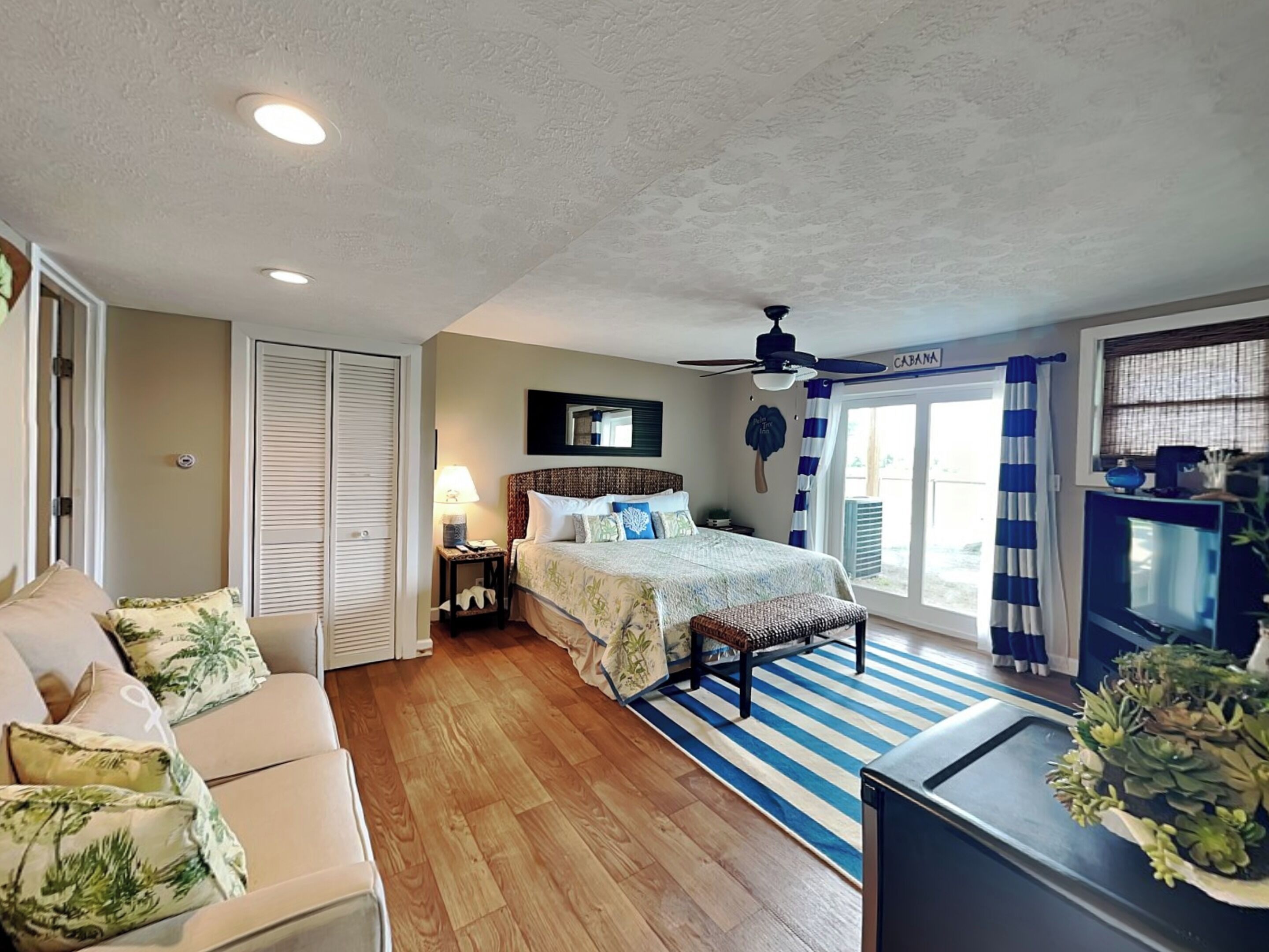 Studio (4 Bedrooms) | Tiện nghi, dịch vụ nơi lưu trú