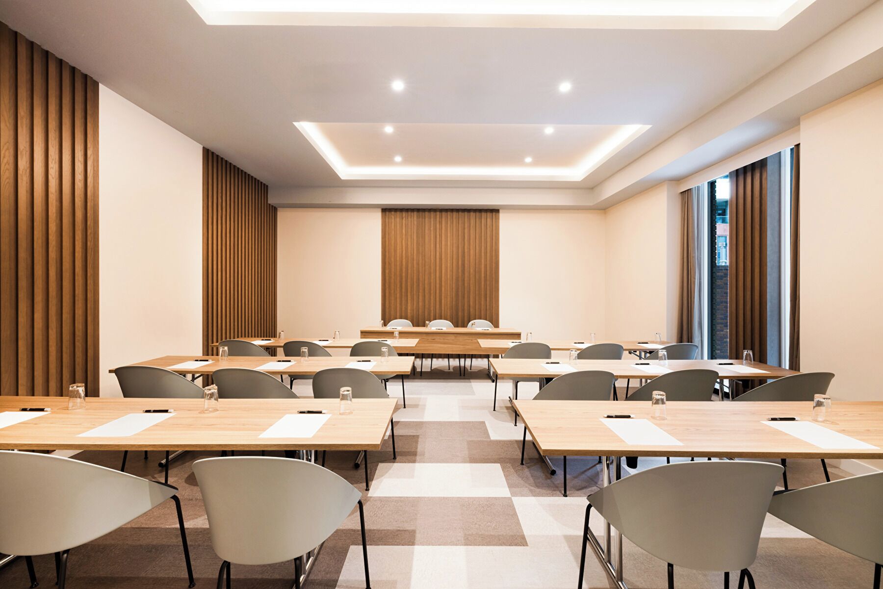 Photo - Riu Plaza Toronto