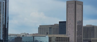 Perfectly located minutes from the Inner Harbor, Ravens and Orioles stadium.