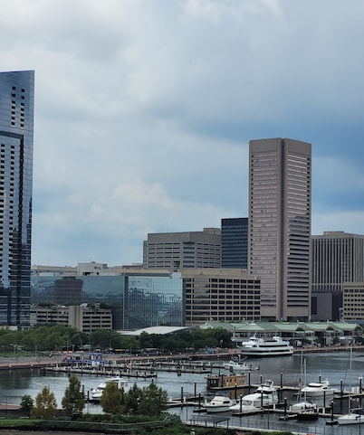 Perfectly located minutes from the Inner Harbor, Ravens and Orioles stadium.