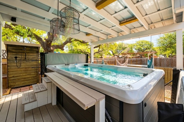 House (3 Bedrooms) | Property amenity