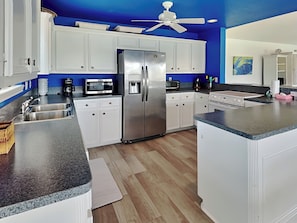 House (3 Bedrooms) | Property amenity