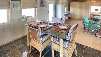 Casa (0 Bedroom) | Servicio de la propiedad