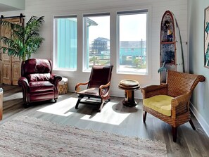 House (4 Bedrooms) | Property amenity - The Salty Dog at Copano Bay by Miss Kitty’s (Rockport)