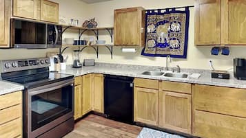 Hus (2 Bedrooms) | Fasilitet på overnattingsstedet