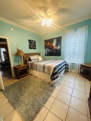 4 bedrooms, desk, iron/ironing board, travel cot
