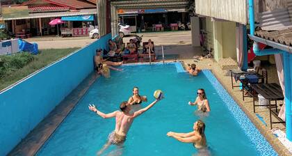 Golden Dragon House Vang Vieng
