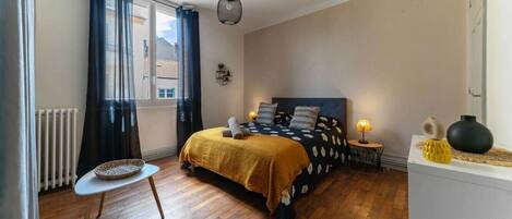 1 bedroom, iron/ironing board, travel crib, WiFi