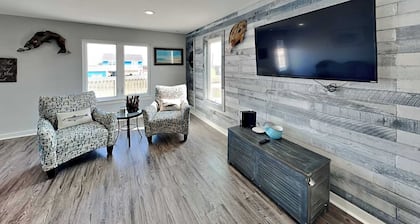 Aransas Bay Getaway by Miss Kitty’s