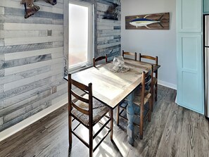 House (3 Bedrooms) | Property amenity