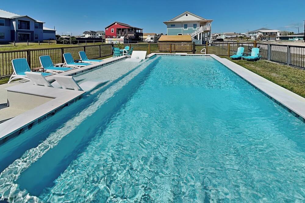 Inn at Pelican Paradise by Miss Kitty’s - Rockport, TX