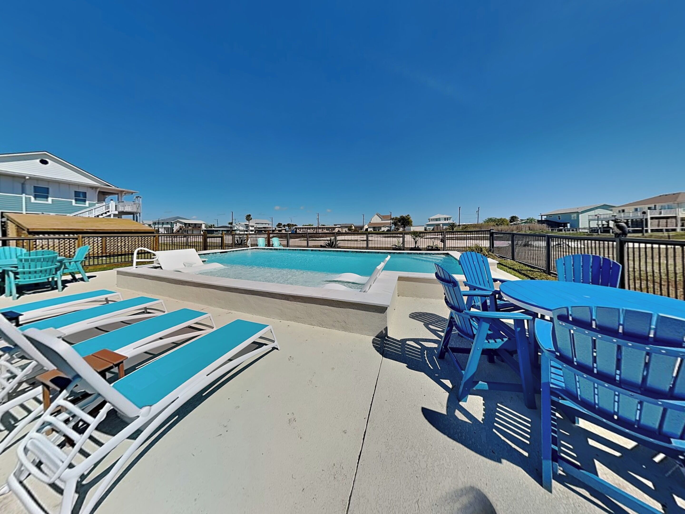 House (2 Bedrooms) | Property amenity