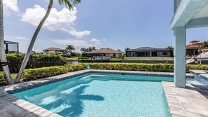 Imagen sin descripción, 5 de 24, botón