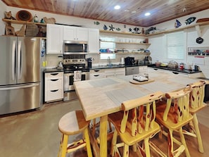 House (4 Bedrooms) | Property amenity - Seacasa 18 by Silver Sands Vacation Rentals (Port Aransas)