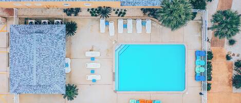 House (4 Bedrooms) | Property amenity