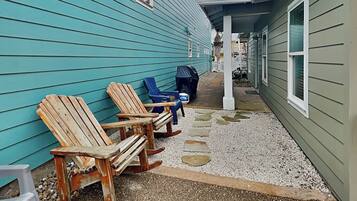 House (4 Bedrooms) | Property amenity