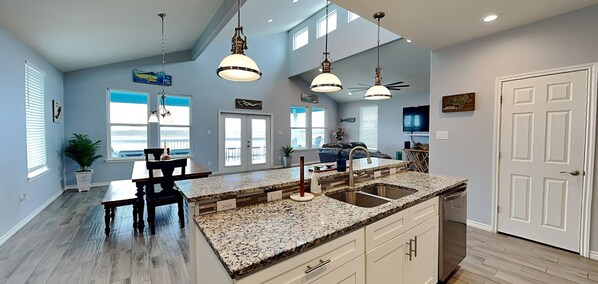 House (4 Bedrooms) | Property amenity - La Sirena by Silver Sands Vacation Rentals (Port Aransas)