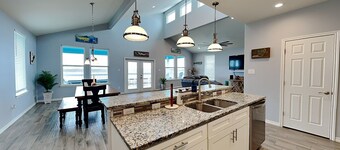 La Sirena by Silver Sands Vacation Rentals