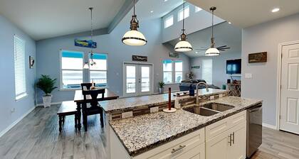 La Sirena by Silver Sands Vacation Rentals