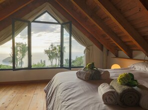 1 bedroom, iron/ironing board, internet, bed sheets