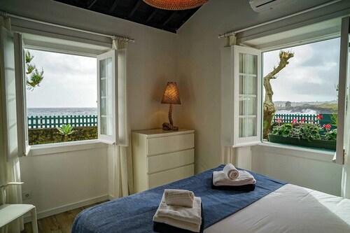 GuestReady - OceanFront Lookout House