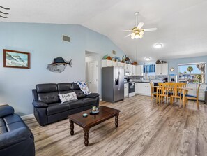 Unclassified image, 3 of 20, button - Southern Comfort by Silver Sands Vacation Rentals (Port Aransas)