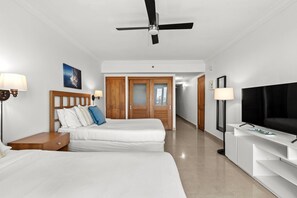 Apartment, Accessible - Balcony With Beach Views Old San Juan Balcony (San Juan)