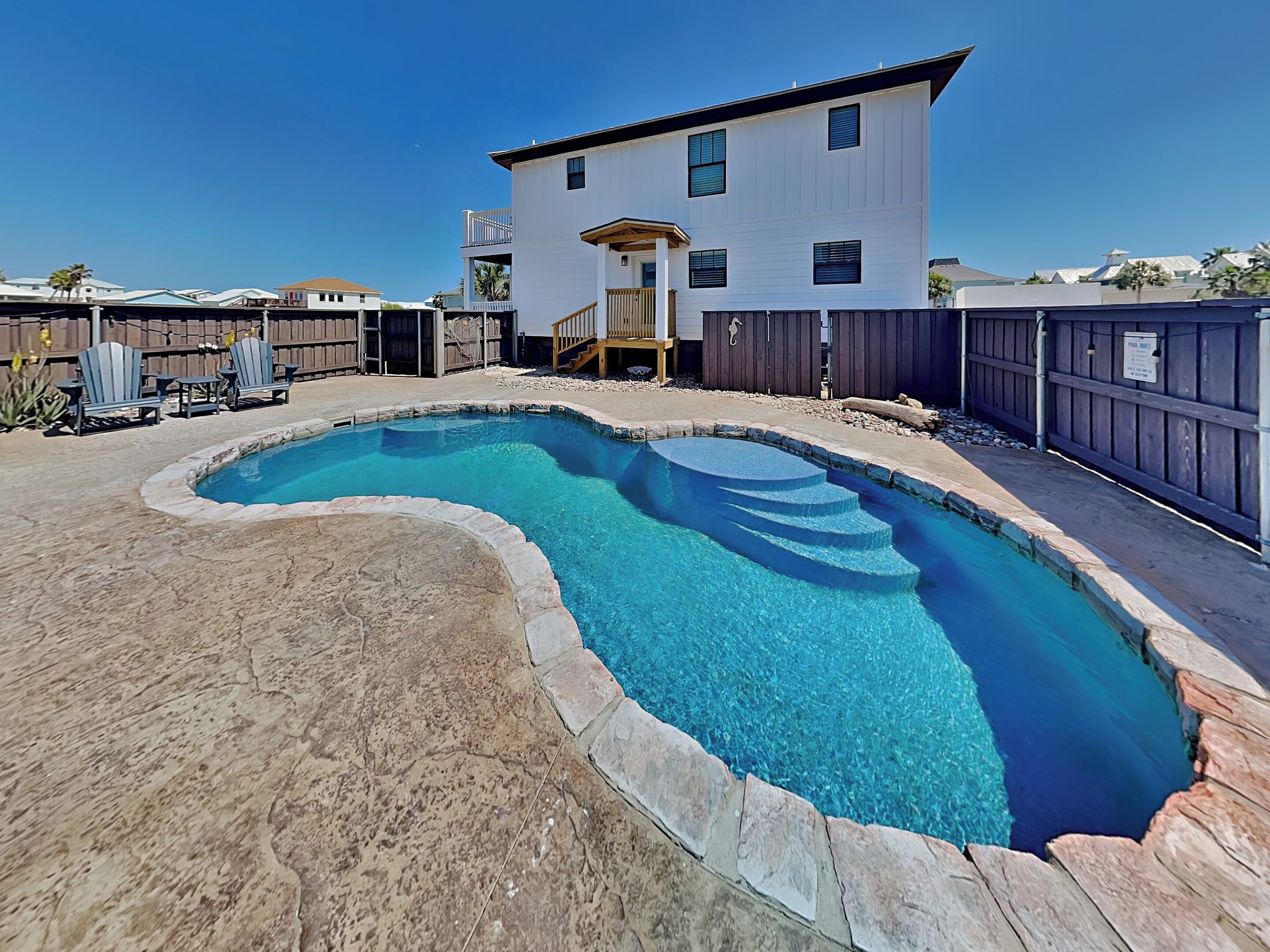 House (3 Bedrooms) | Front of property