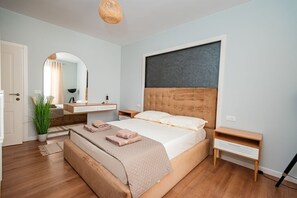 2 bedrooms, in-room safe, iron/ironing board, travel crib