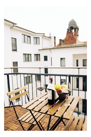 Suíte júnior, vista para a cidade | Terraço/pátio