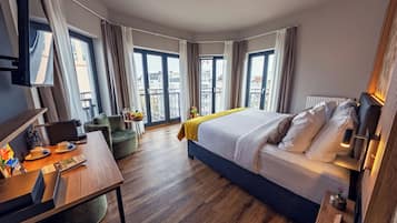 Tallelokero huoneessa, työpöytä