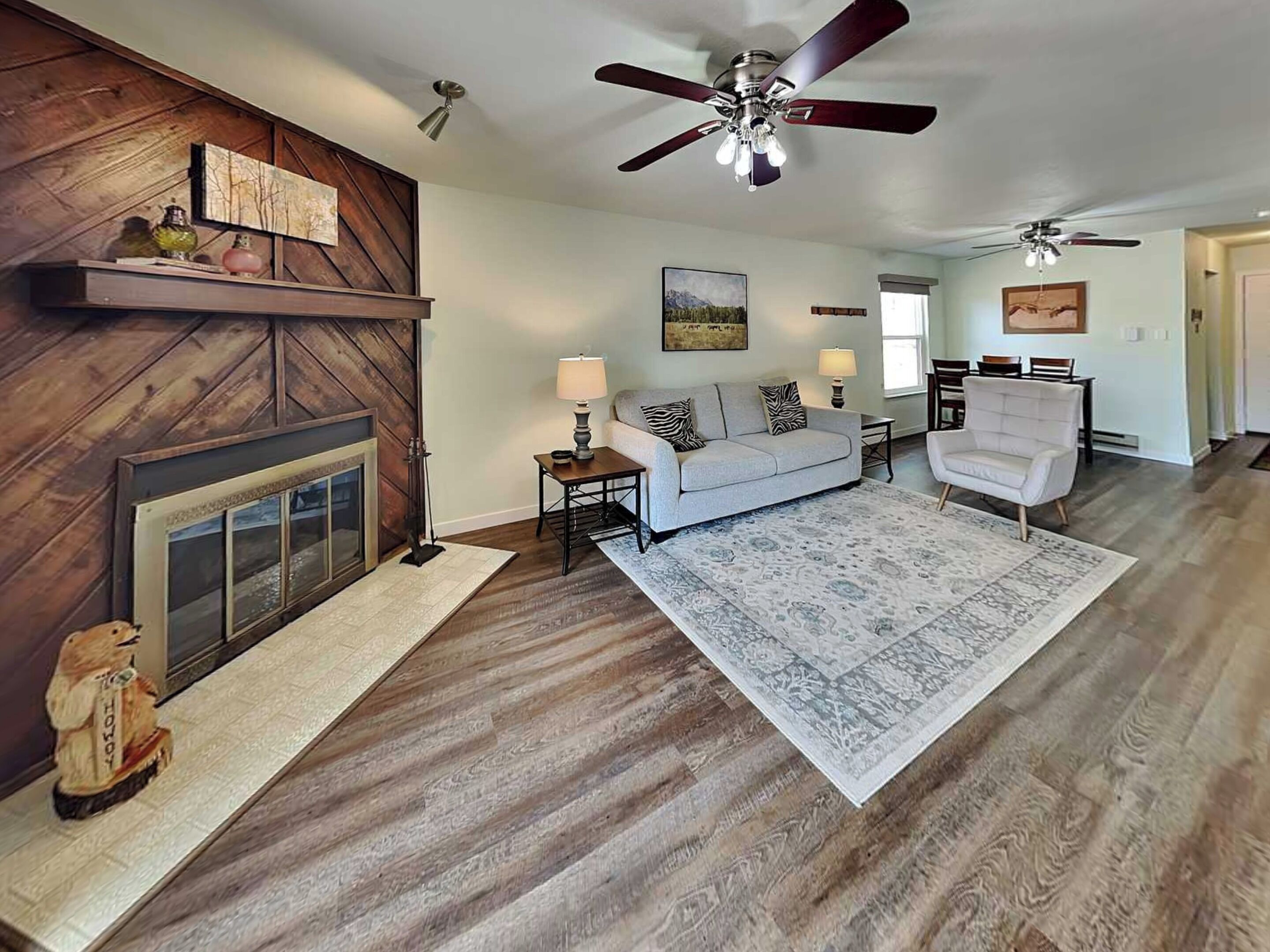 Condo (2 Bedrooms) | Property amenity