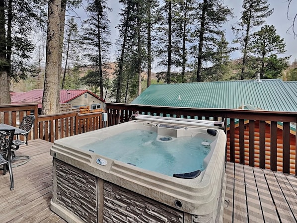 Casa (4 Bedrooms) | Servicio de la propiedad