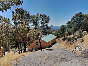 House (3 Bedrooms) | Kemudahan hartanah