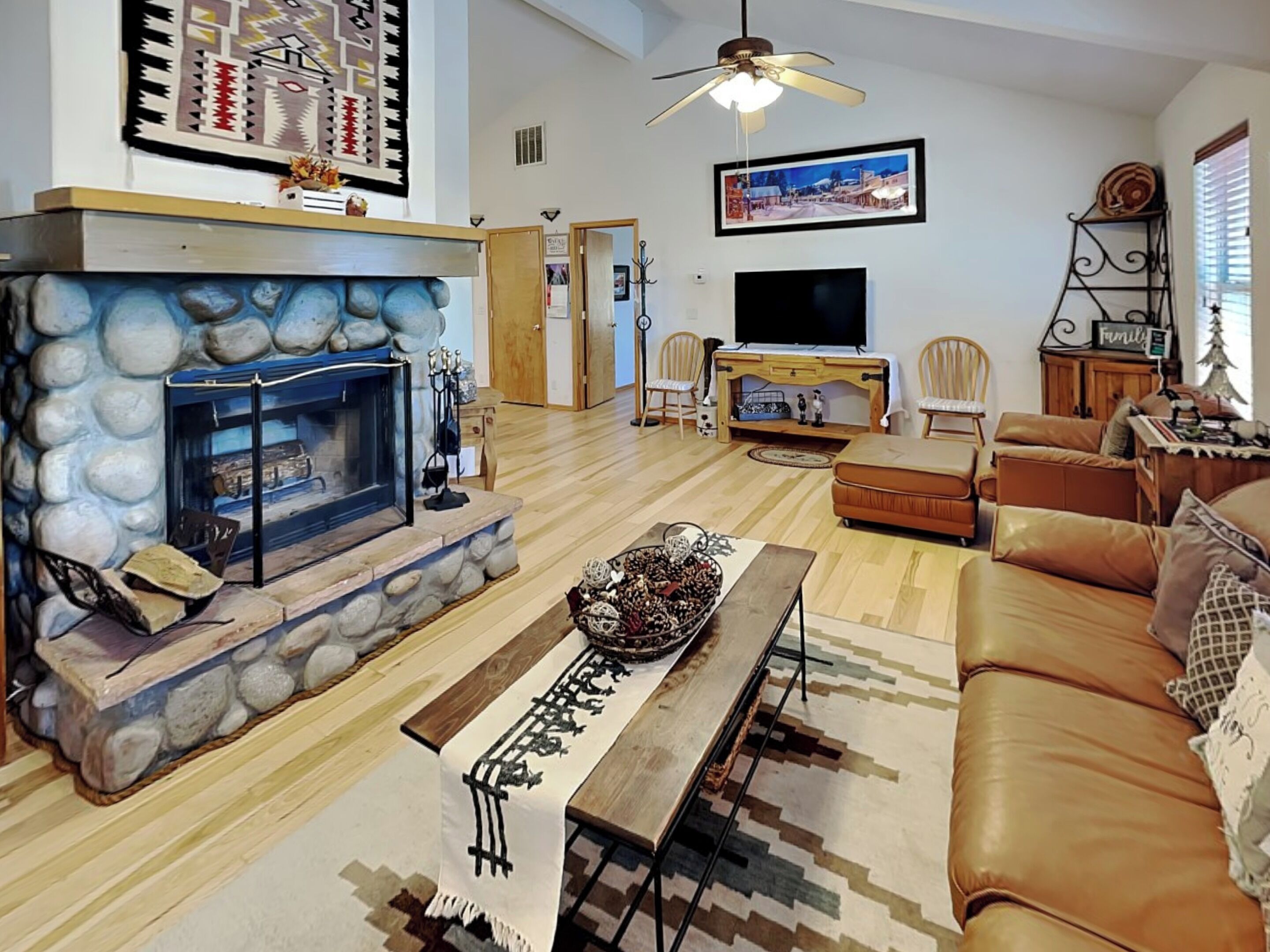 House (3 Bedrooms) | Living area | TV, fireplace