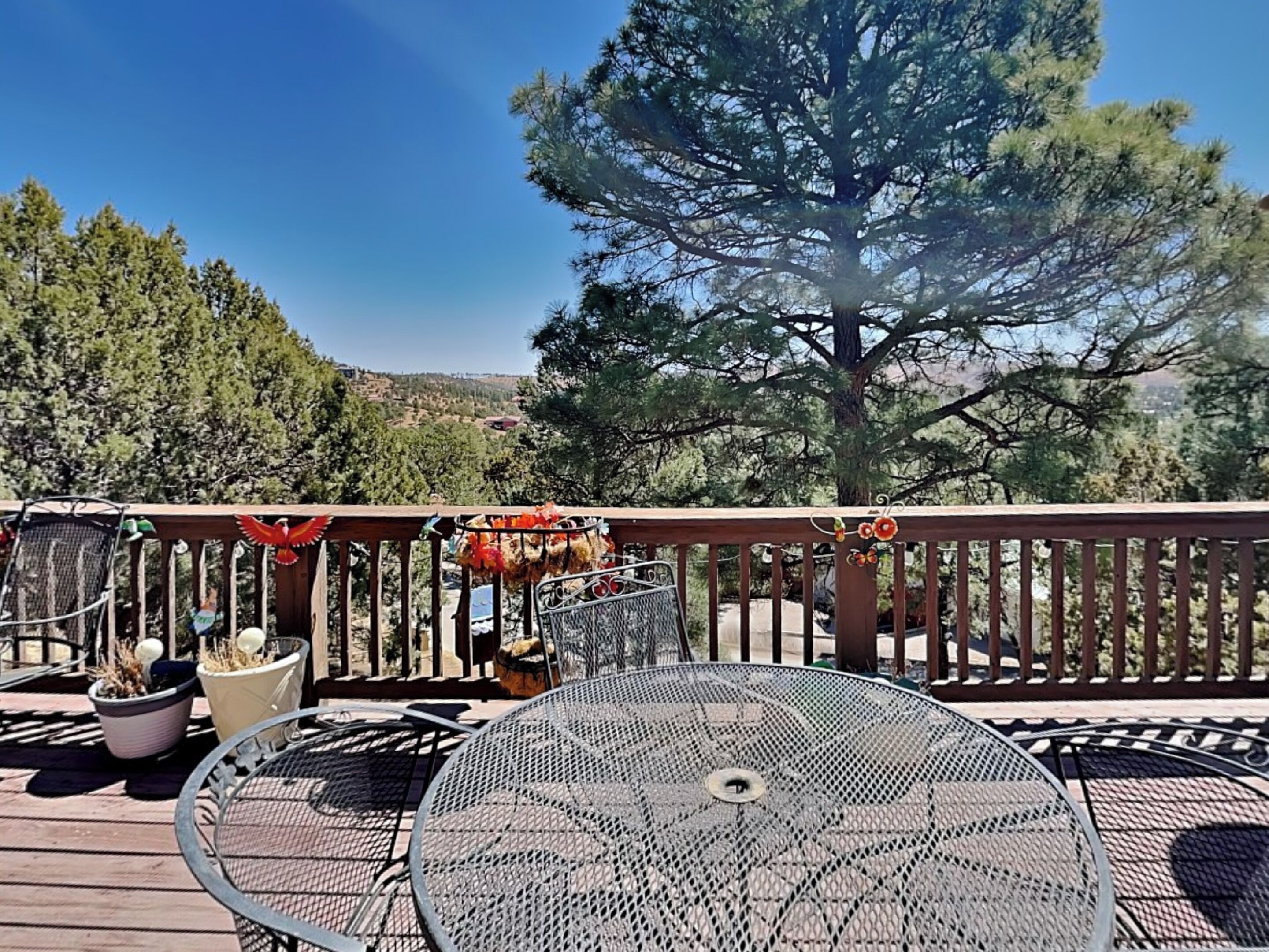 House (3 Bedrooms) | Property amenity