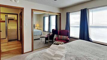 Condo (6 Bedrooms) | Property amenity