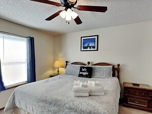 Condo (6 Bedrooms) | Property amenity