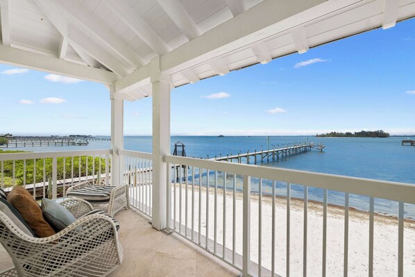 Property grounds - Waterfront 3 Bedroom Home on the Indian River (Sebastian)