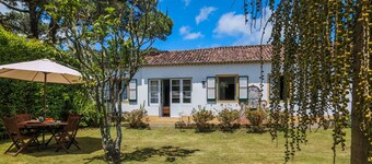 GuestReady - Domus Adepta Charming w/ Garden